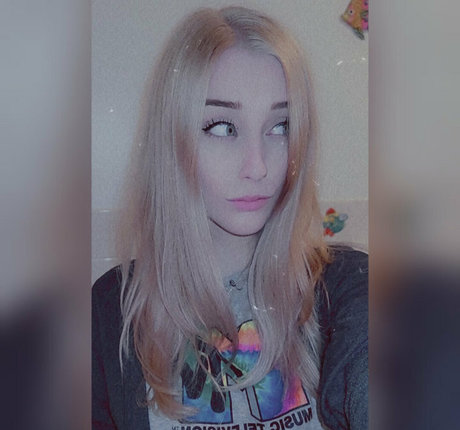 savingmyinsanity modèle porno image