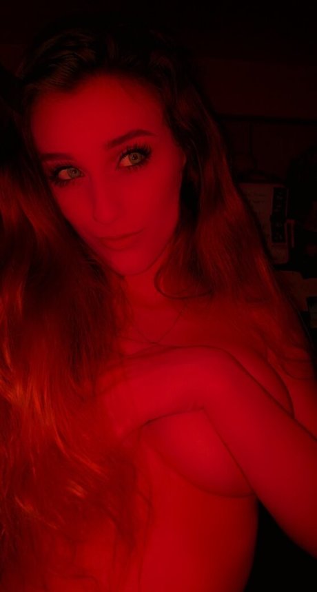 savingmyinsanity star erotic image