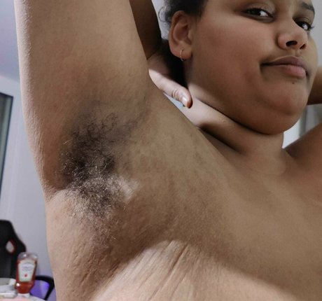 curvypotchi actrice chaude images