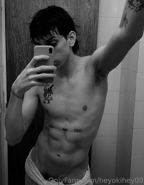 heyokihey00 estrella galerías