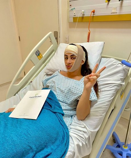 Elloah Guedes modelo mejor imágenes