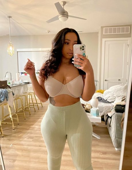 robynbanks mejor actriz galerías