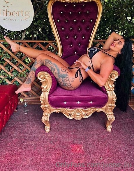 junne liu star hot photo