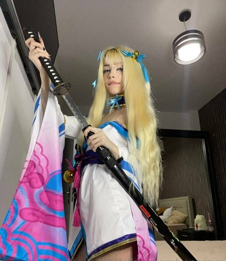 Xenomyy modelo adulto foto