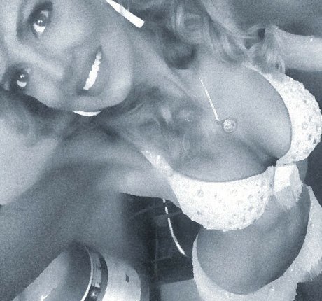 Isabel Madow star pornographique images