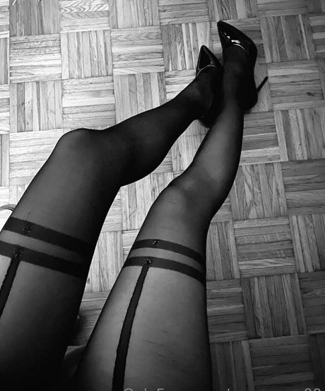 sonyarose00 mejor modelo imágenes