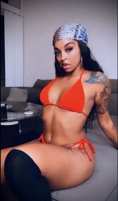 Luciferxkitty exclusive star photos
