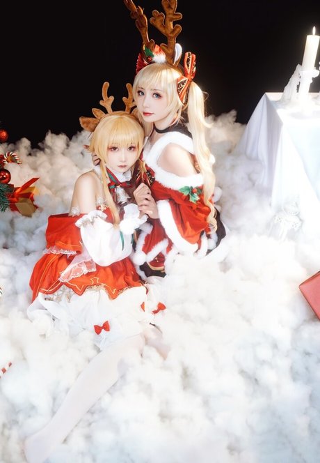 nekokoyoshi desnudos estrella imágenes