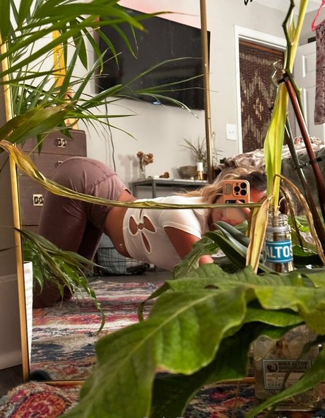 waifusofi modelo pornografico recopilación