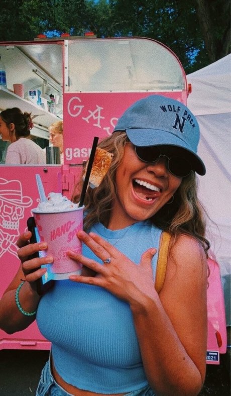 Nilaiyah Rey xxx estrella porno imágenes