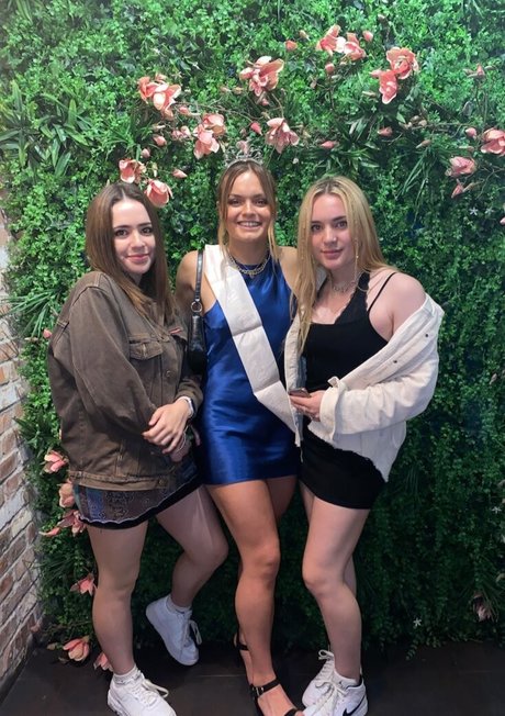 Lauren Lindsay jolie actrice archive