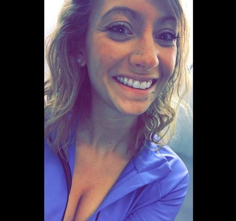 OnlyFans gratuit et authentique exclusivité érotique galerie