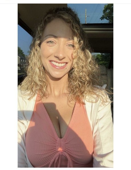 Brino Wyant bonita actriz imágenes