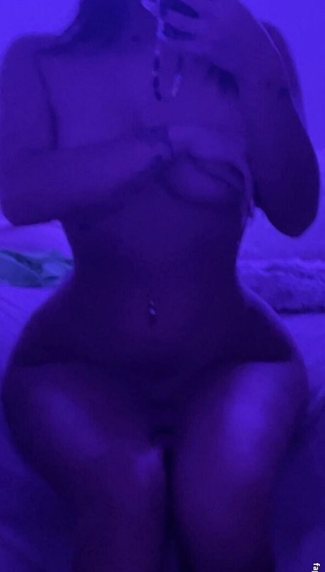 Lou mrcsl star du porno xxx image