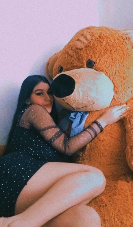 Fernanda V haut modèle image