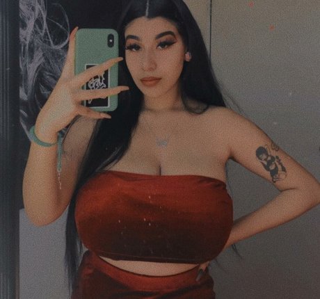 Fernanda V star exclusive des photos