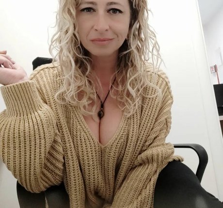 Sabina Di Iorio estrella exclusiva imágenes