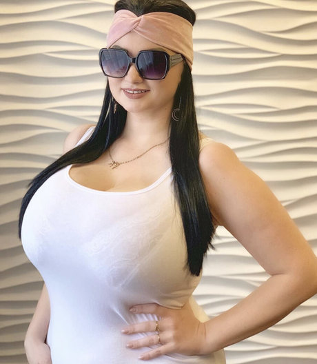 Irina P estrella xxx fotos