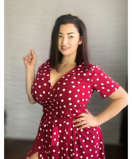 Irina P estrella caliente imagen