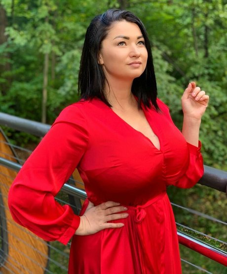 Irina P étoile érotique archive