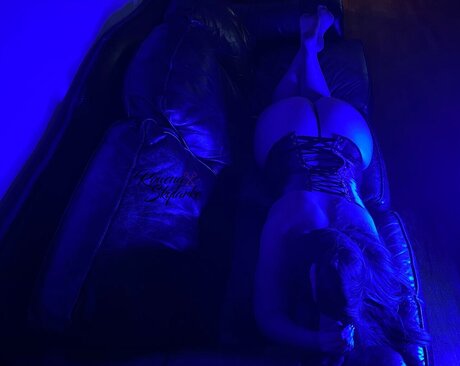 Rowena Skylarke exclusive actress image