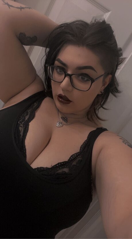 Malina_ pornographic star img