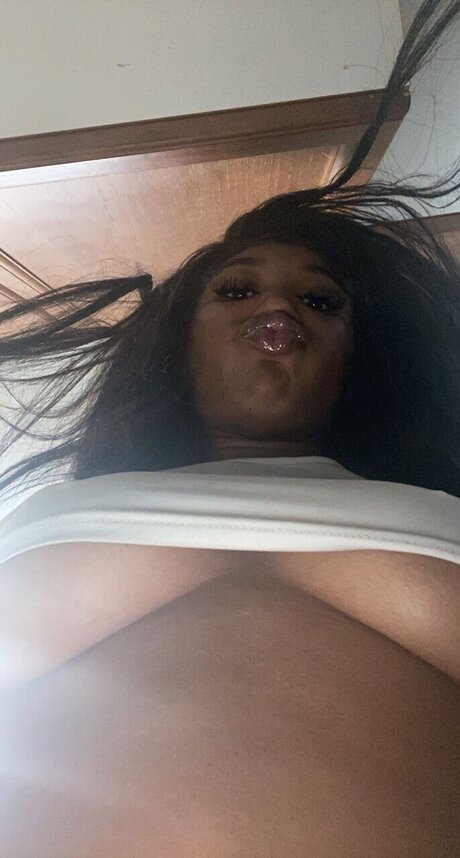 mrs titty exclusive star image