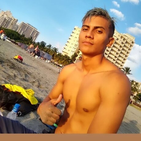 Johendry Medina pretty pornstar image