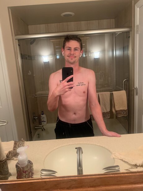 Cuckboyconnor pornstar sexy image