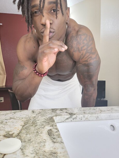 B reid isfit star top archive