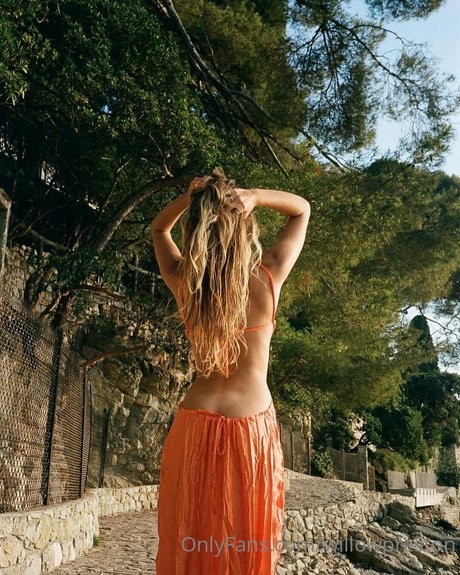 Willow Preston modèle gratuit images