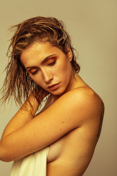 Lysandre Nadeau pornstar xxx img