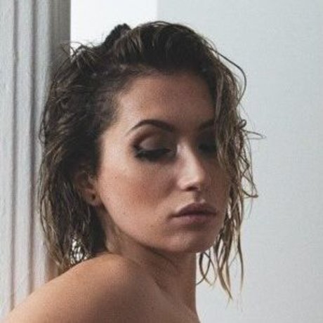 Lysandre Nadeau hermosa actriz imágenes