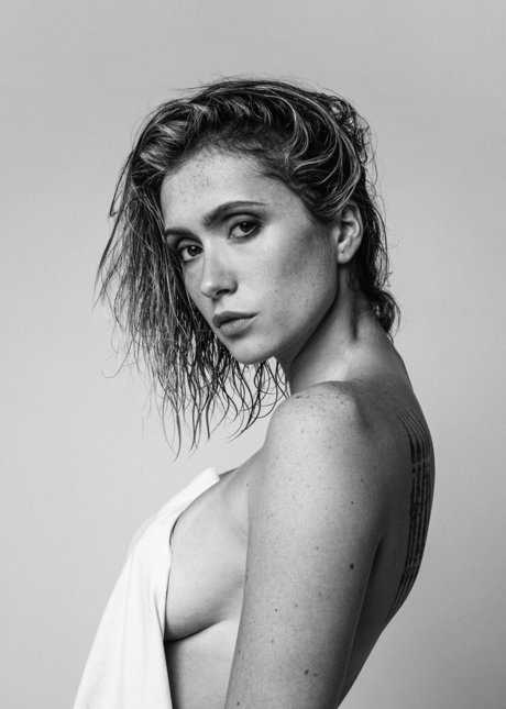 Lysandre Nadeau naked pornstar picture