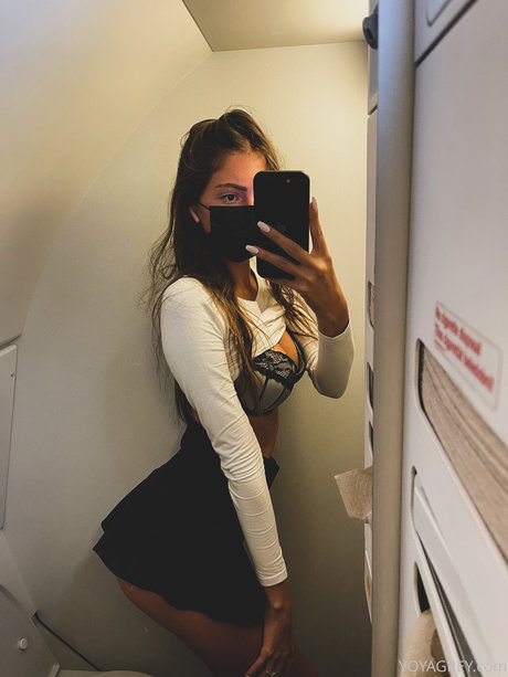 Yoya Grey estrella porno hd galerías