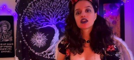 Angelica ASMR étoile nue images