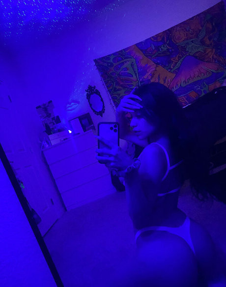 Savannah Sixx étoile érotique photos