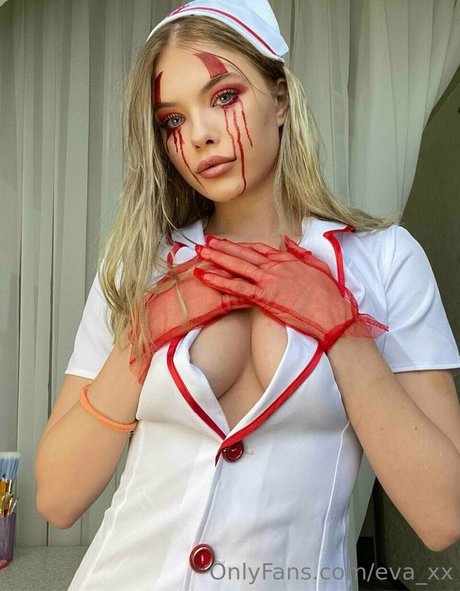 eva xx modelo sexy galería