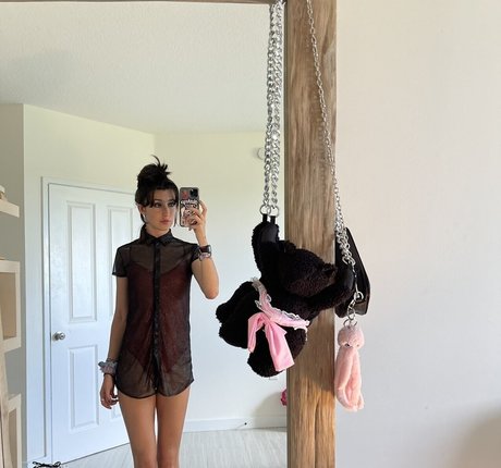 Anne Frank estrella porno sexy archivo