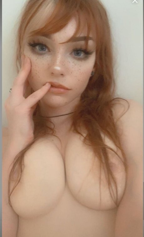 Eevee Davis perfect pornstar picture