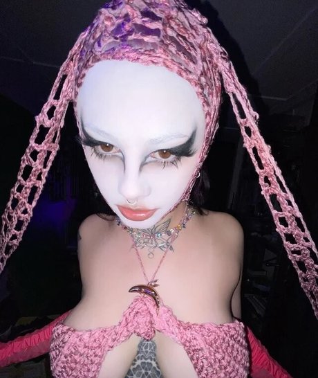 Zheani étoile chaude galerie