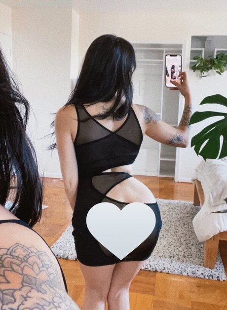 Nami Mami Lune star du porno gratuite collection