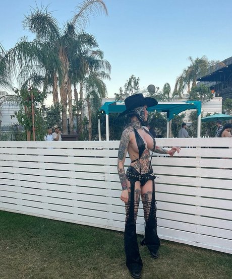 Embodoe estrella xxx galerías