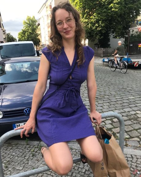 Jinijane modelo desnudo fotos