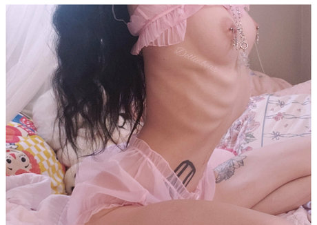 Dollie Bear estrella porno desnuda foto