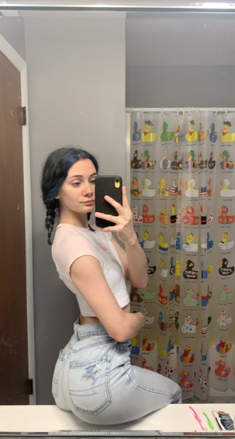 suck pornstar xxx pictures