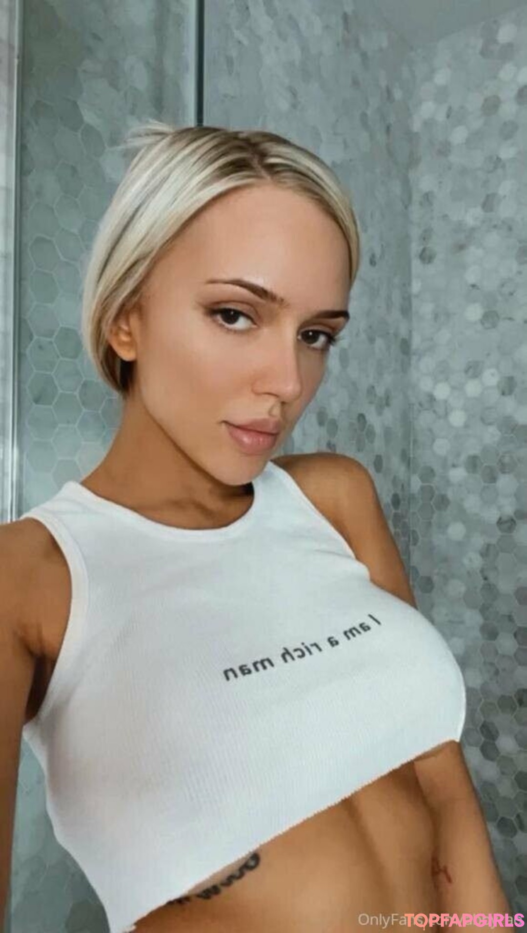 lesbian milf onlyfans pornos pictures