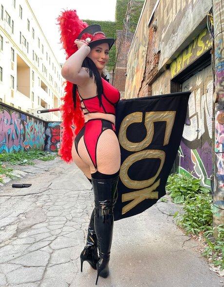 Isla David star xxx galleries