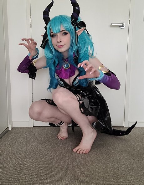 Elefire Grey actriz de alta calidad imagen