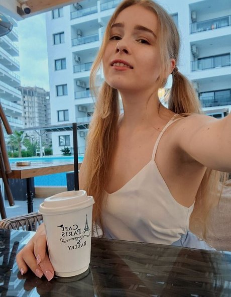 LilRoxxxy modèle exclusif galerie